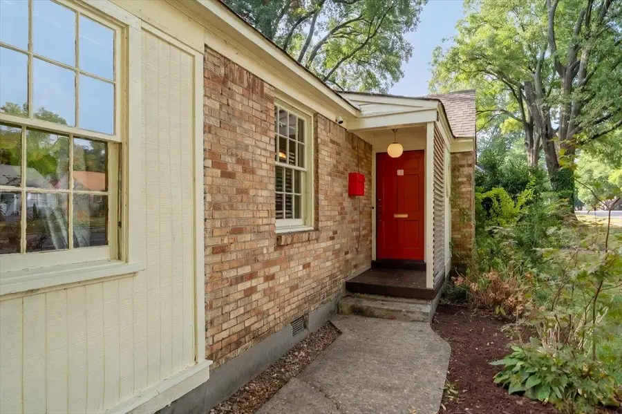 26 N ALICIA DR, Memphis, TN 38112 - #2