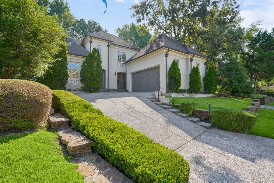 1924 CHATSWORTH DR, Germantown, TN 38138 - #2