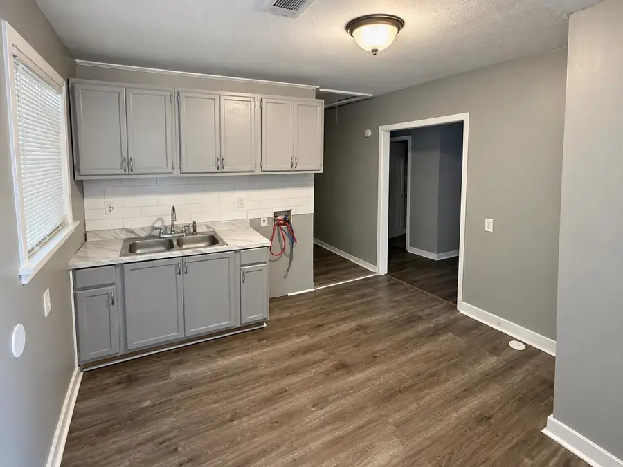 2112 STOVALL AVE, Memphis, TN 38108 - #3