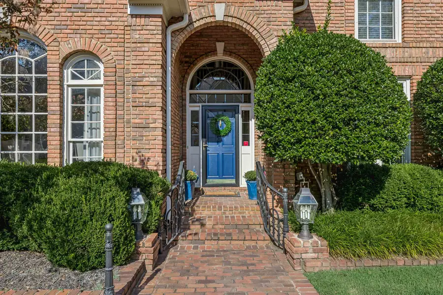 928 E RIVERWALK DR, Memphis, TN 38120 - #2