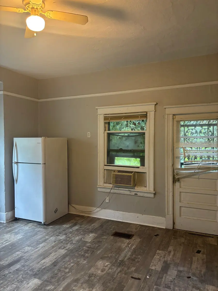 1053 FLEECE PL, Memphis, TN 38104 - #2