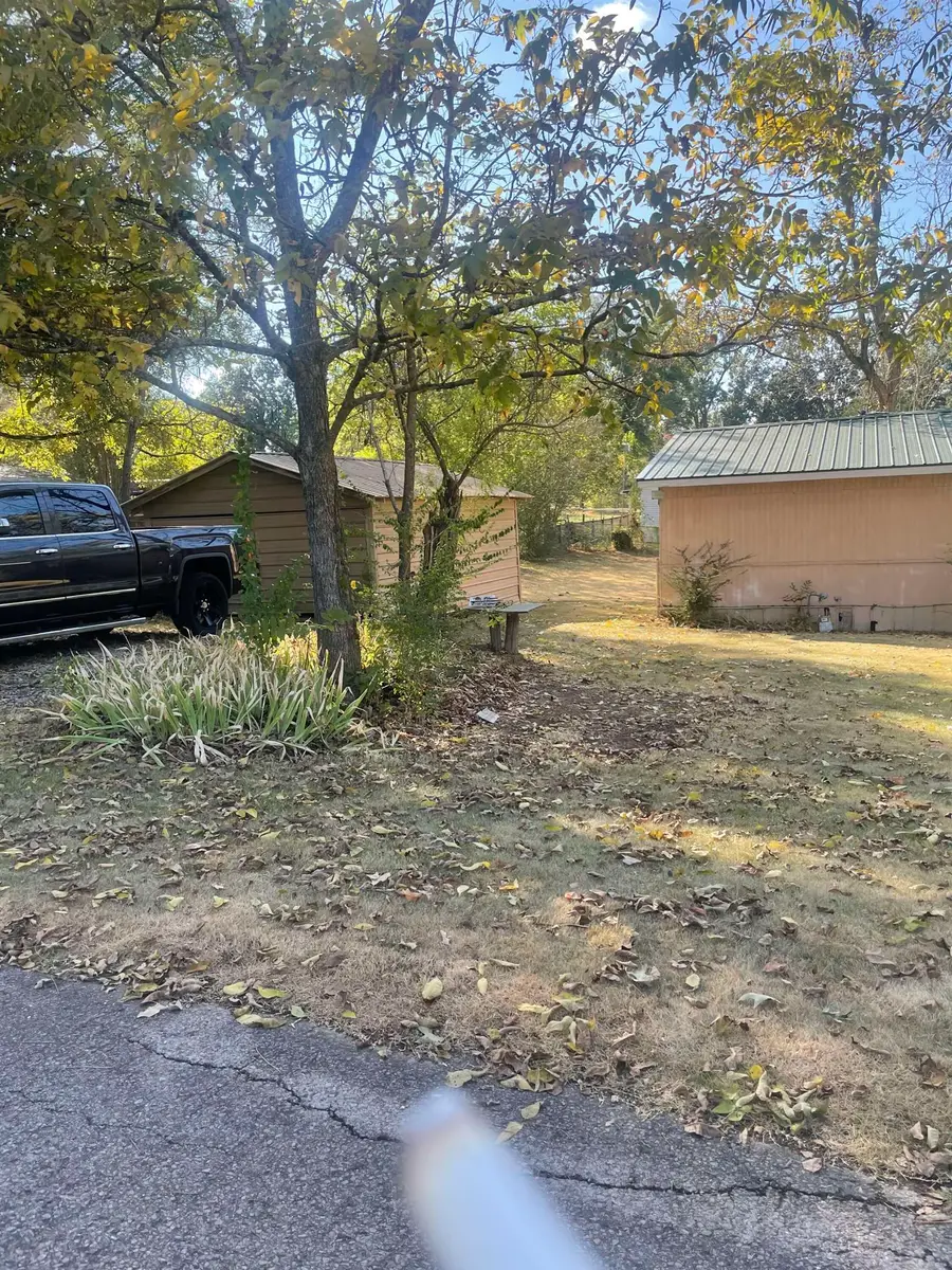 55 STAFFORD LN, Saltillo, TN 38370 - #3