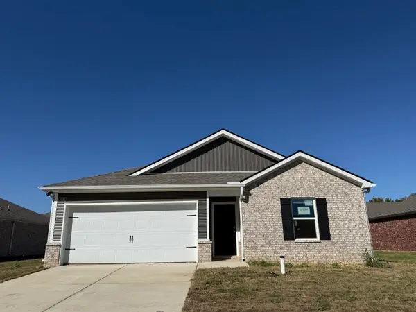 7901 CLOVE PASTURE DR E, Millington, TN 38053