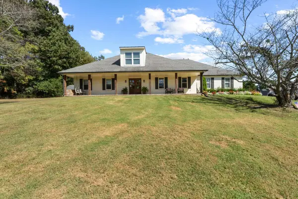 4000 JOHNSON DR, Rossville, TN 38066