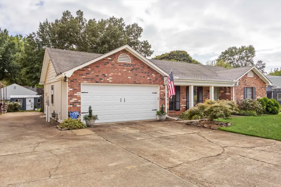 403 LAURA ANN DR, Collierville, TN 38017 - #2