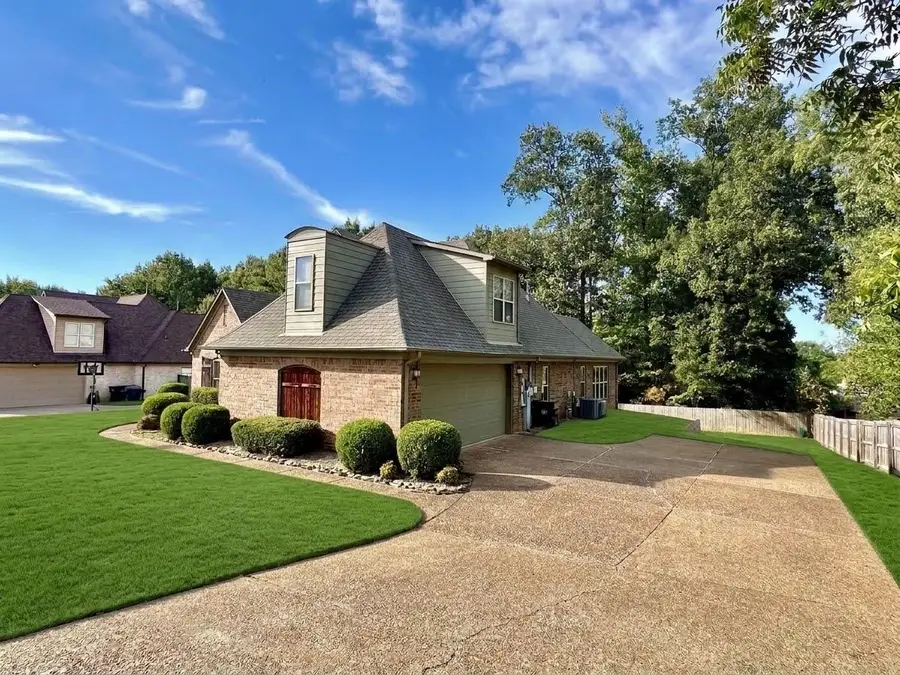 8308 CALLIE MANOR DR, Bartlett, TN 38002 - #2