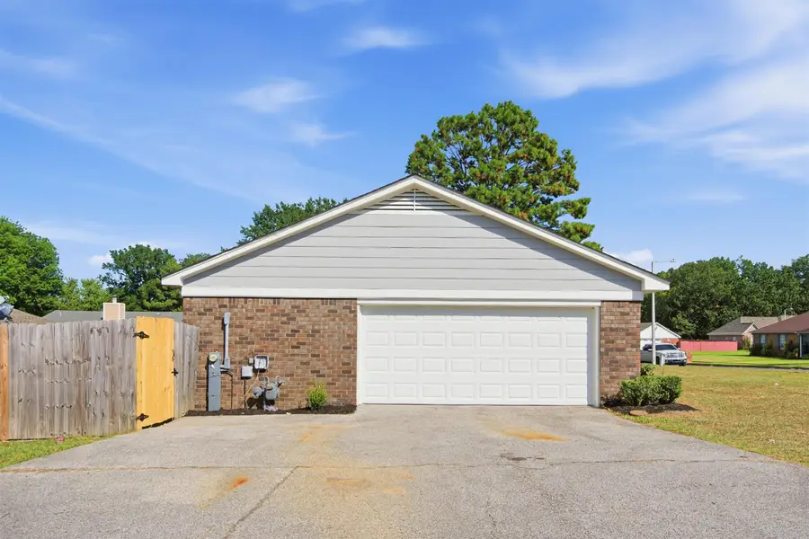 6206 KIRBY DOWNS DR, Memphis, TN 38115 - #3