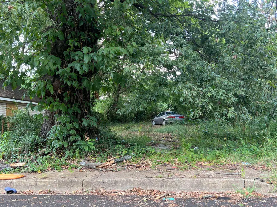 1406 SOUTH AVE, Memphis, TN 38106 - #2