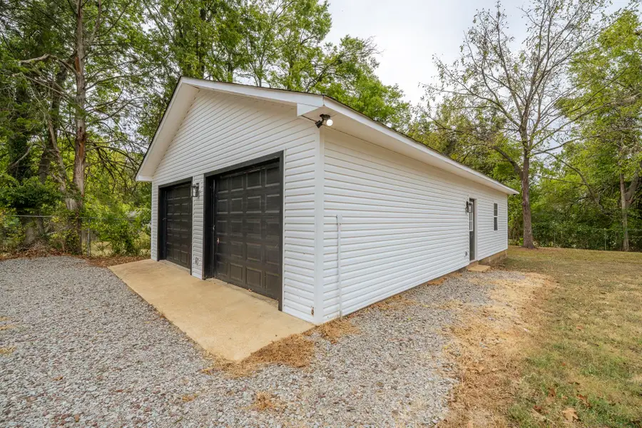 900 PINHOOK DR, Savannah, TN 38372 - #3