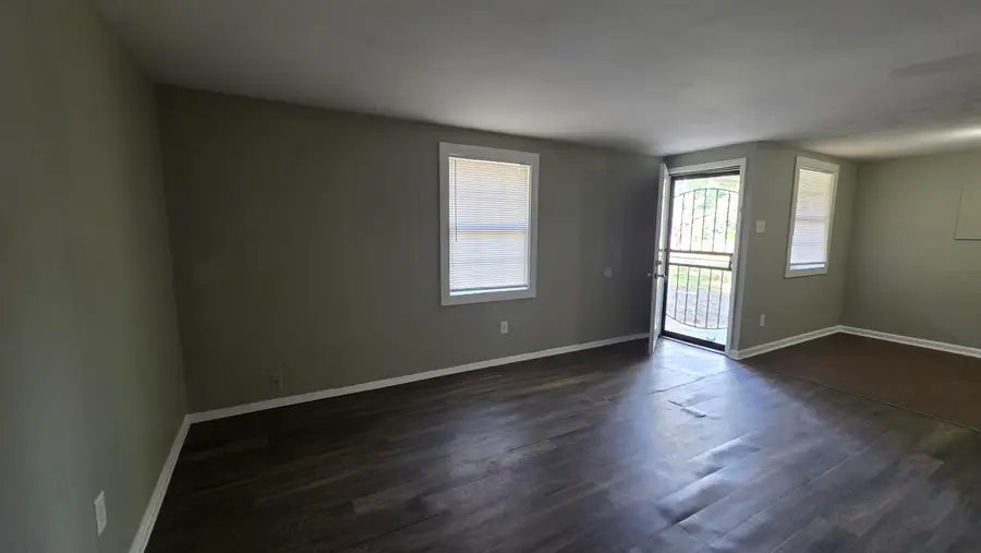 4918 BERTA RD, Memphis, TN 38109 - #2