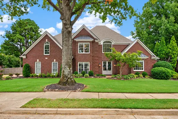 1900 LONHILL DR, Collierville, TN 38017