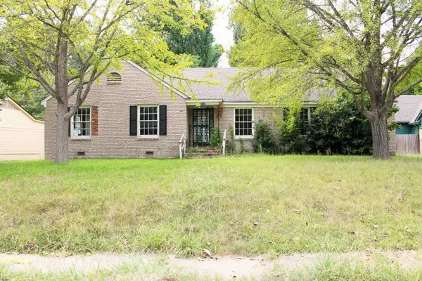 3909 BIRCHLEAF RD, Memphis, TN 38116