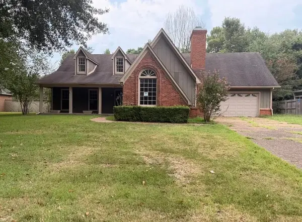 8193 E WALNUT CREEK RD, Memphis, TN 38018