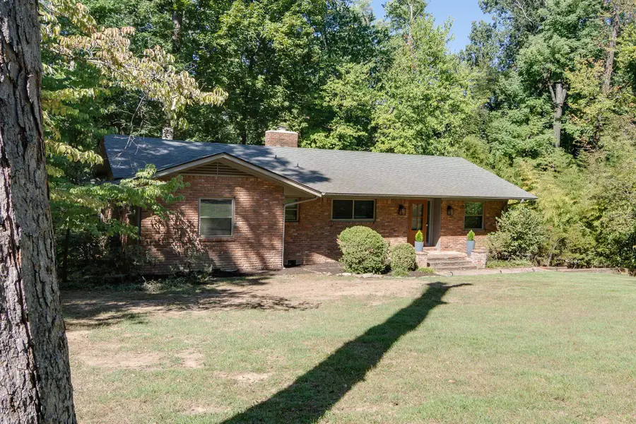 1423 W CRESTWOOD DR, Memphis, TN 38119 - #2
