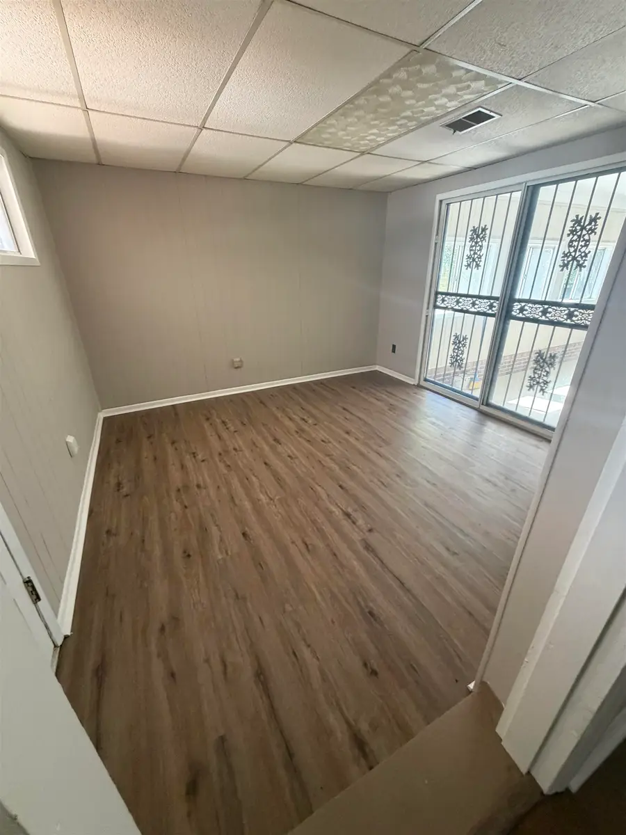 959 COLONIAL RD, Memphis, TN 38117 - #2