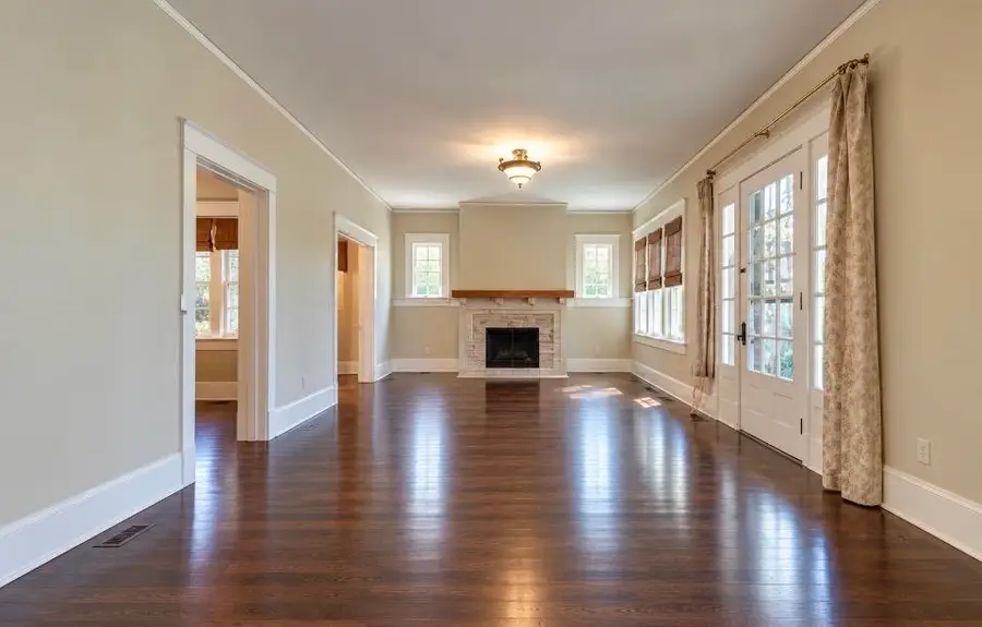 531 STONEWALL ST, Memphis, TN 38112 - #2