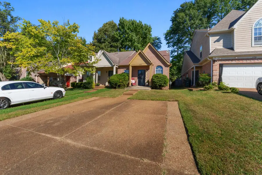 6702 WHITTEN PINE DR, Memphis, TN 38134 - #3
