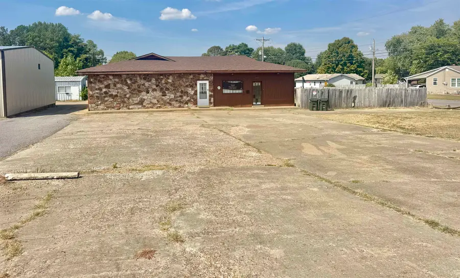 469 S WASHINGTON ST, Ripley, TN 38063-4001 - #2