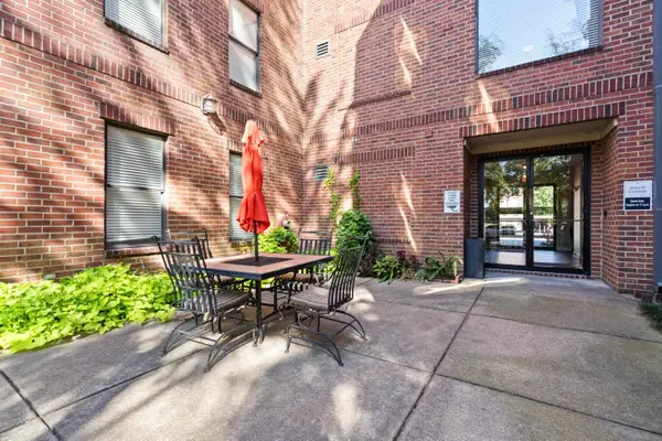730 LITTY CT #102, Memphis, TN 38103