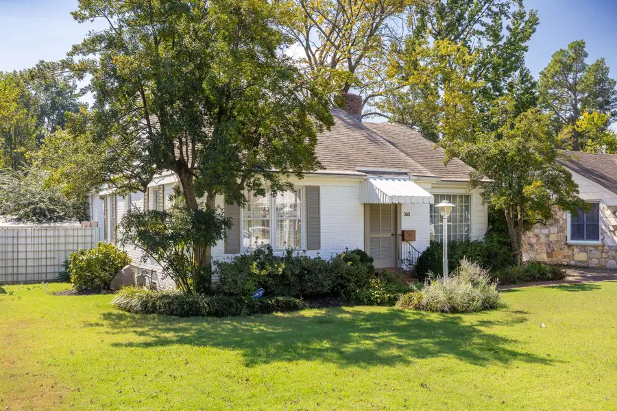 3661 CHARLESWOOD AVE, Memphis, TN 38122 - #2