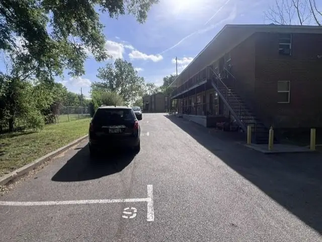 957 WELLINGTON ST, Memphis, TN 38126 - #2