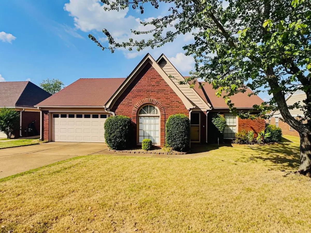 7372 STONINGTON DR, Memphis, TN 38125 - #1