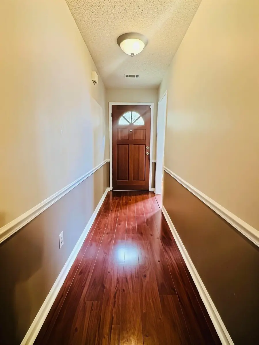 7372 STONINGTON DR, Memphis, TN 38125 - #3