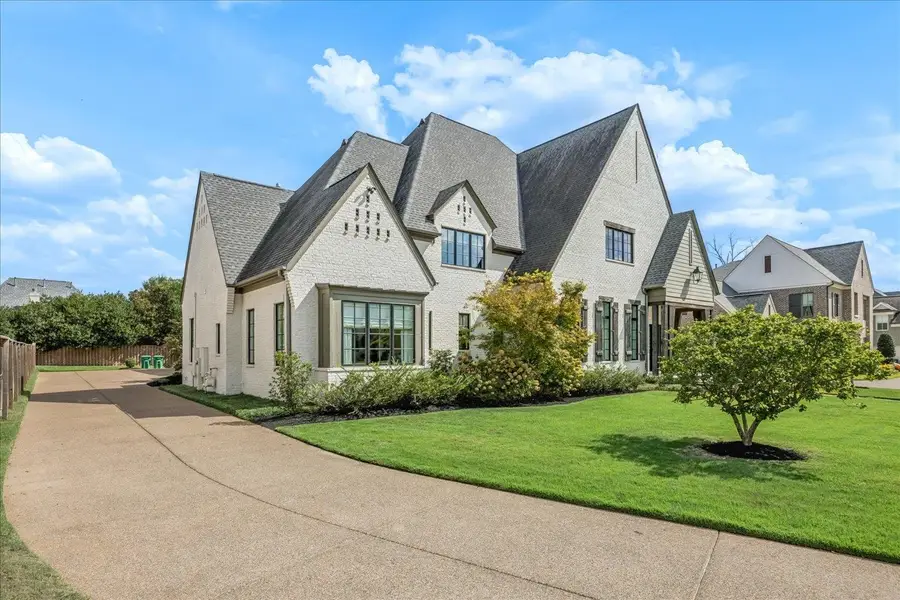 3182 CHAPEL WOODS CV, Germantown, TN 38139 - #2