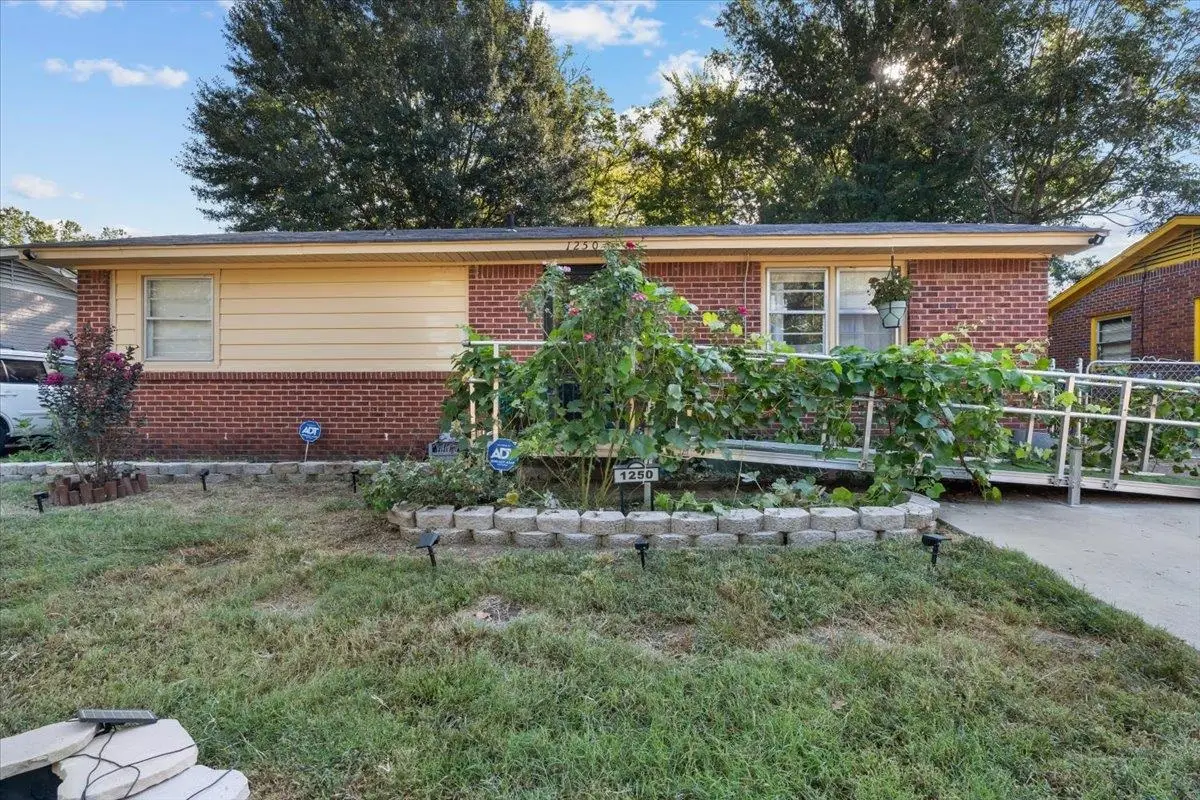 1250 S WHITE STATION RD, Memphis, TN 38117 - #1