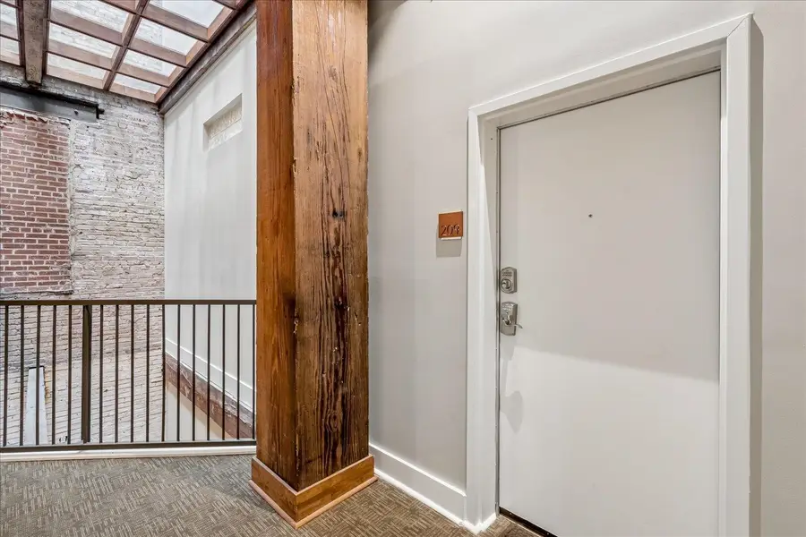 435 S FRONT ST #209, Memphis, TN 38103 - #3