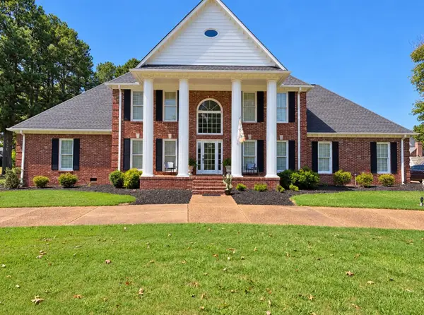 108 REDFIELD DR, Jackson, TN 38305-8526