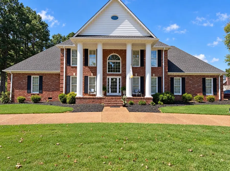 108 REDFIELD DR, Jackson, TN 38305-8526 - #2