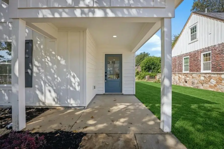 779 MCCONNELL ST, Memphis, TN 38112 - #3
