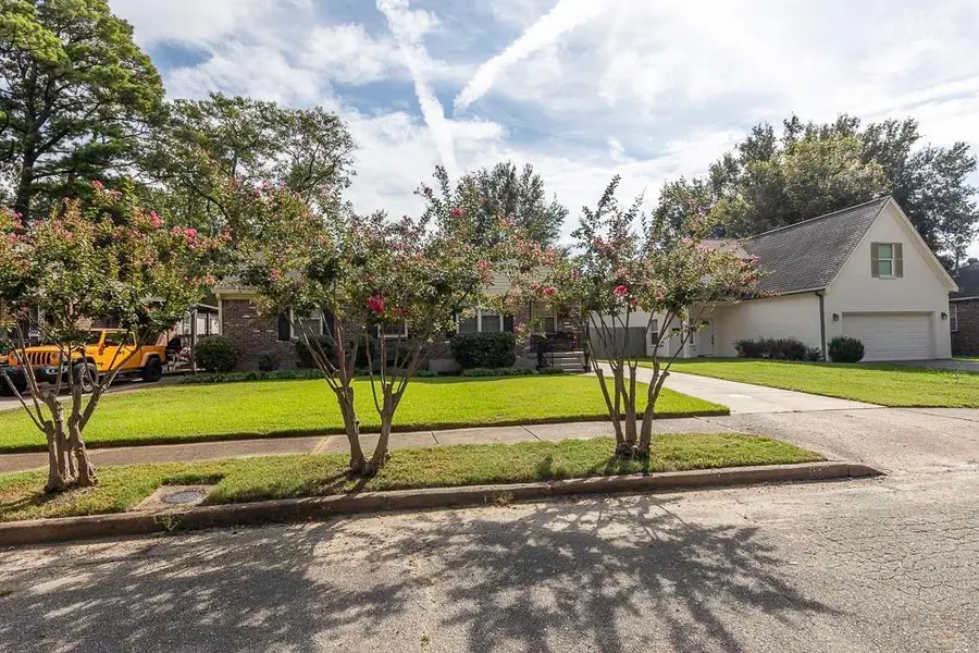 1528 DELMONT RD, Memphis, TN 38117 - #2