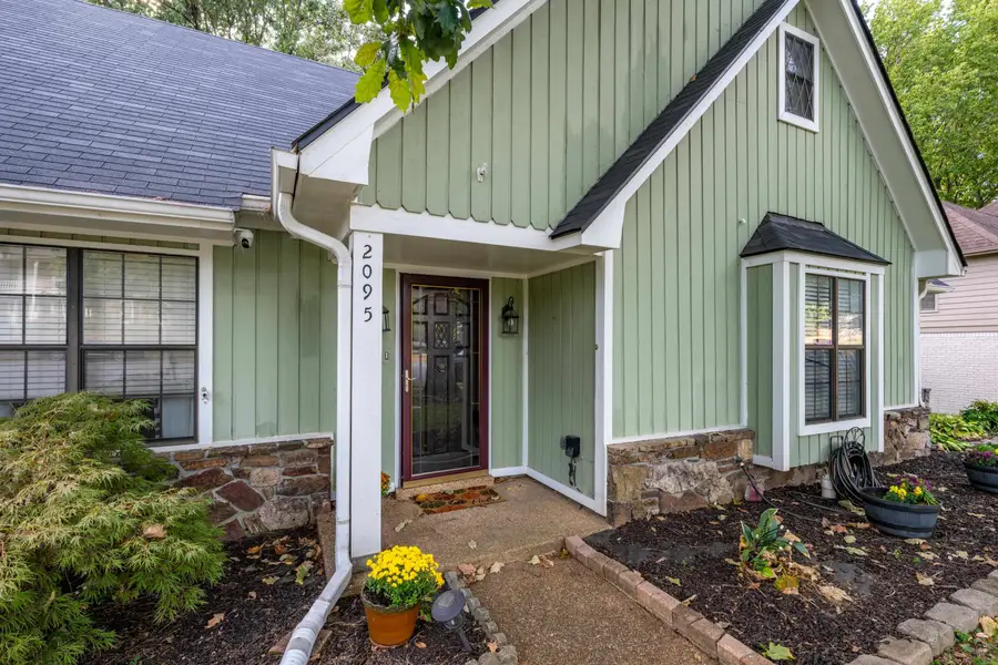 2095 KINGSROW PKY, Cordova, TN 38016 - #2