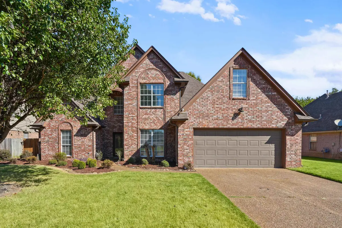 7212 SHADY OAKS DR, Bartlett, TN 38133 - #1
