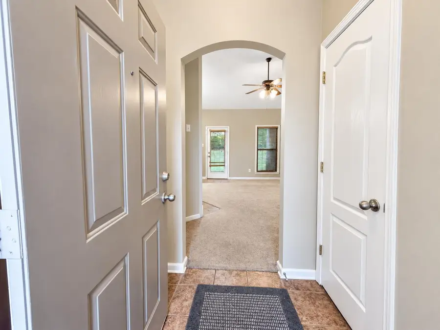295 VILLAGE DR, Oakland, TN 38060 - #2
