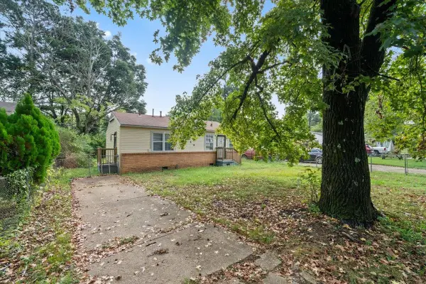 4514 SUNCREST DR, Memphis, TN 38127