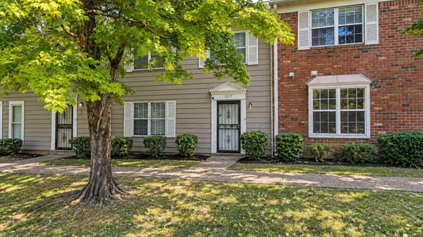 3177 FLOWERING CHERRY LN, Memphis, TN 38115