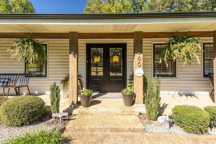 8060 NESHOBA DR, Germantown, TN 38138 - #2