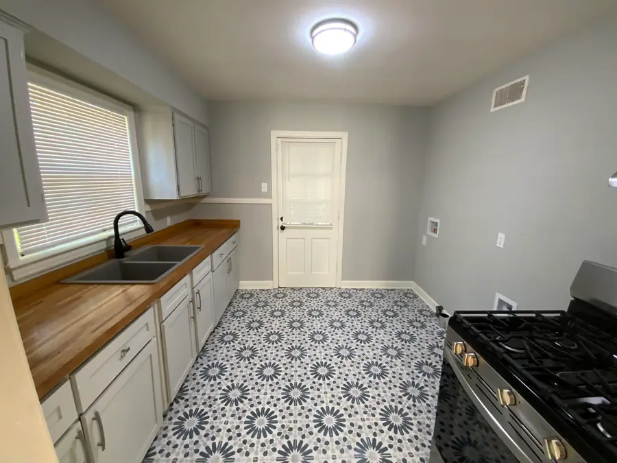 1601 SEMMES ST, Memphis, TN 38114 - #2