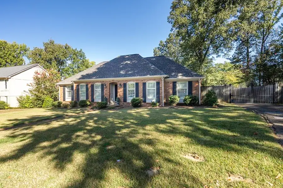 8578 SANDPOINT DR, Germantown, TN 38139 - #2