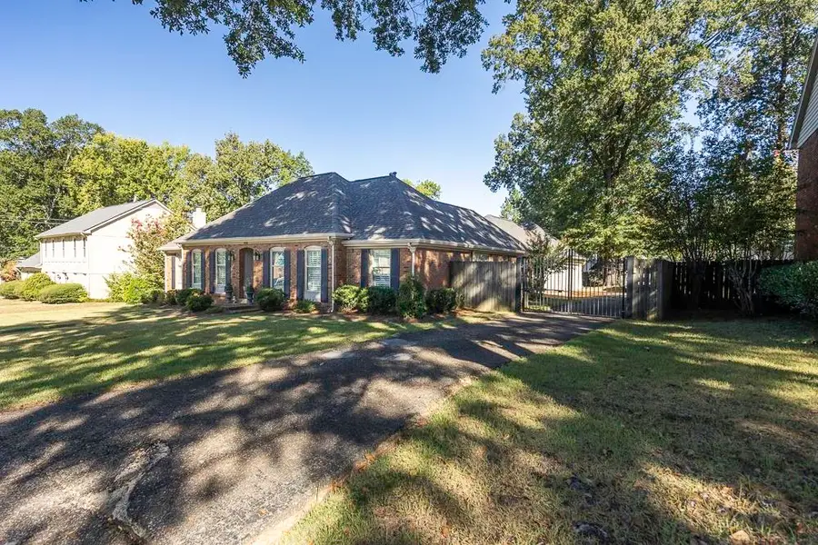 8578 SANDPOINT DR, Germantown, TN 38139 - #3