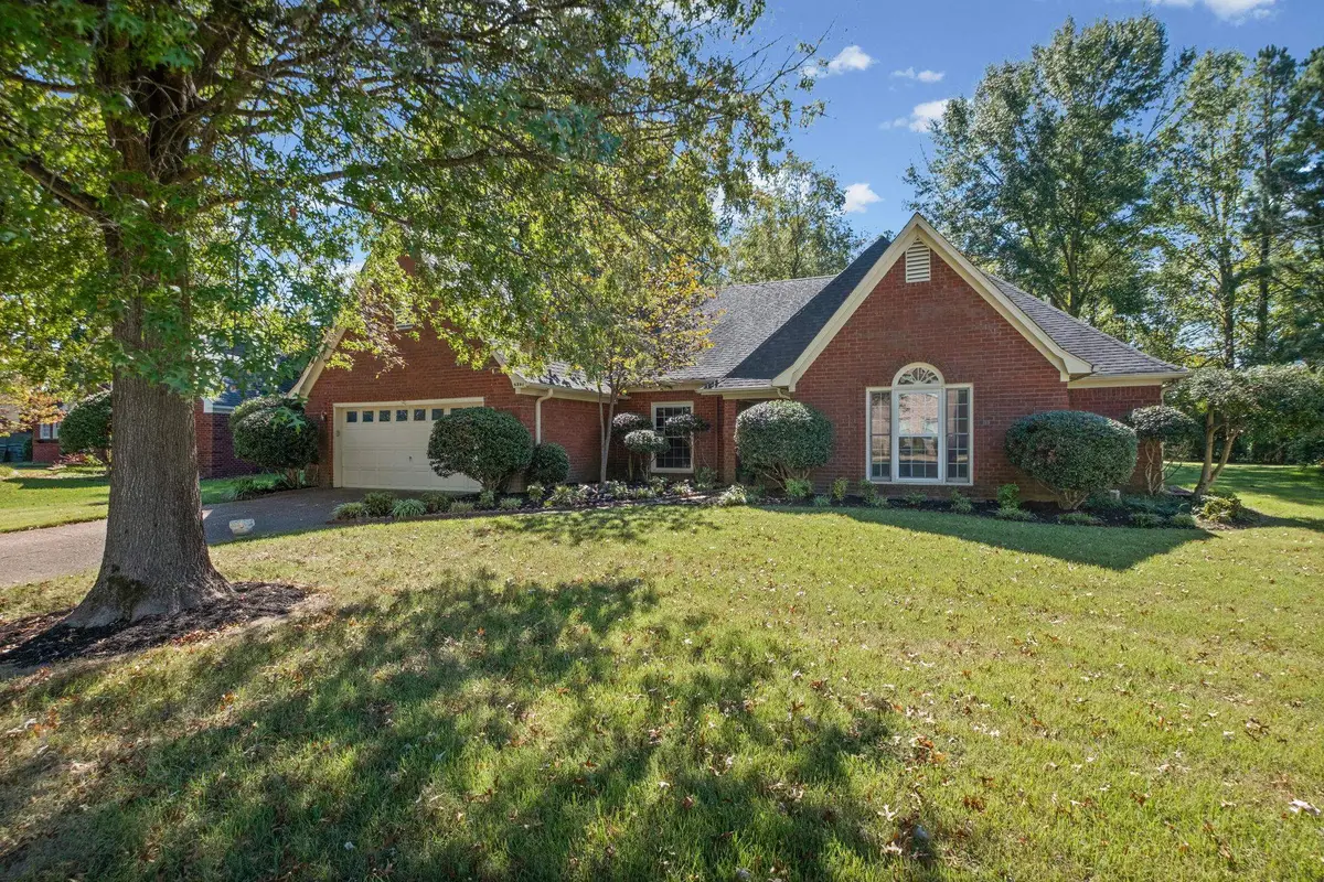 8391 KINGS TRAIL CV, Cordova, TN 38016 - #1