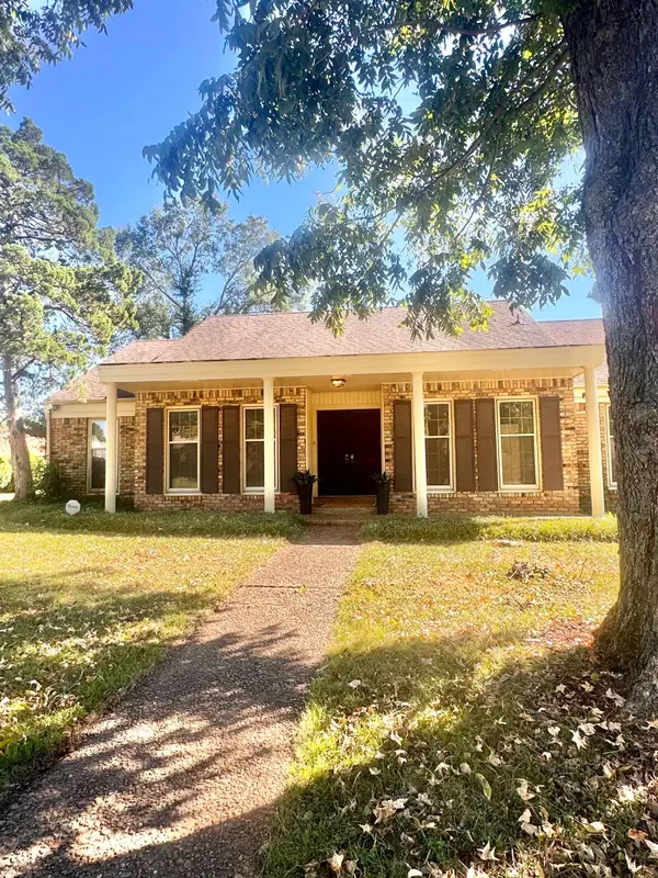 2318 LOVITT DR, Memphis, TN 38119