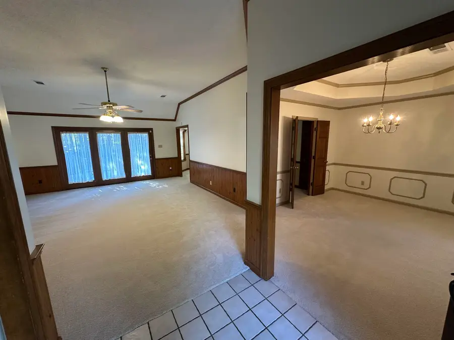 7435 WOODSHIRE RD, Memphis, TN 38125 - #3