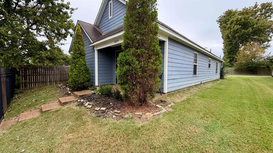 1319 LARKIN AVE, Memphis, TN 38104 - #3