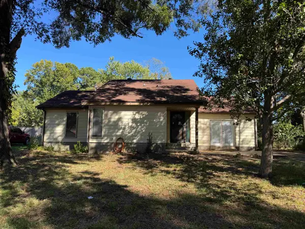 7072 PAM DR, Millington, TN 38053