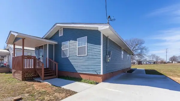 115 CARSON ST, Jackson, TN 38301-7050