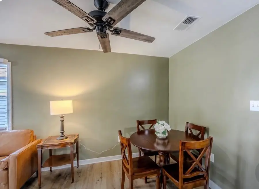 115 CARSON ST, Jackson, TN 38301-7050 - #3